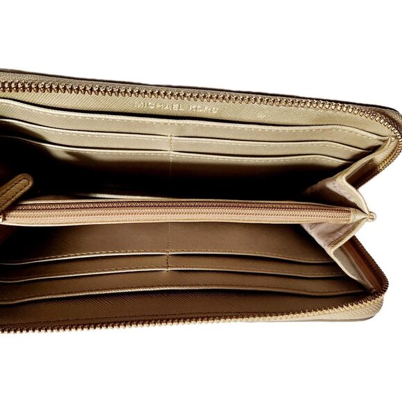 MICHAEL KORS JET SET METALLIC CONTINENTAL ZIP AROUND MK LOGO WALLET - Picture 4 of 10